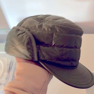 Nano puff Patagonia Hat! Super Rare and Super warm!